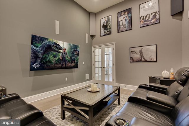 27 POTTER RD, Hillsborough, NJ 08844