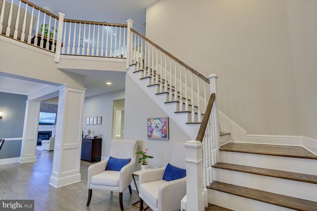 27 POTTER RD, Hillsborough, NJ 08844