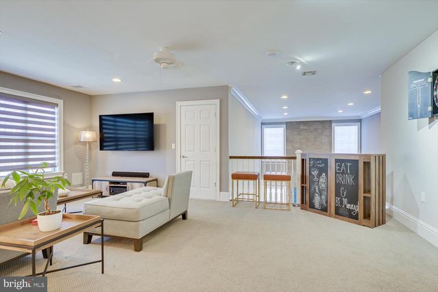 27 POTTER RD, Hillsborough, NJ 08844