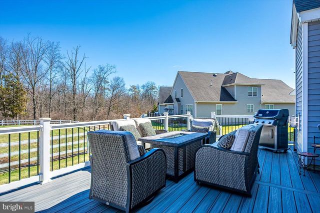 27 POTTER RD, Hillsborough, NJ 08844