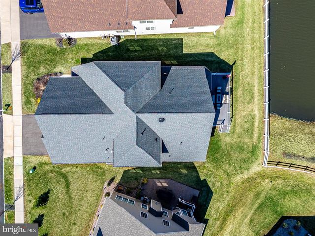 27 POTTER RD, Hillsborough, NJ 08844