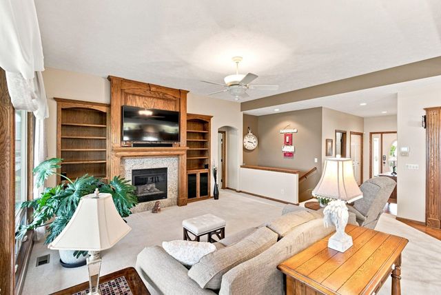 4711 W 31st St S, Wichita, KS 67215