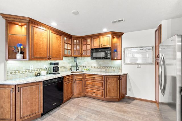 4711 W 31st St S, Wichita, KS 67215