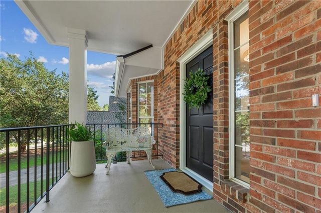 365 E Willow Run, Johns Creek, GA 30022