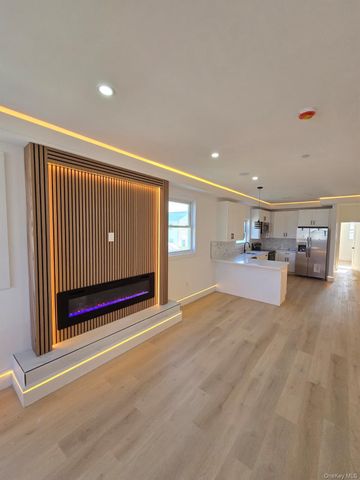 508 Beach 45 Street, Far Rockaway, NY 11691
