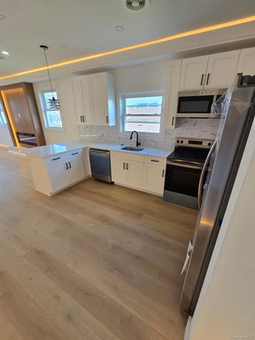 508 Beach 45 Street, Far Rockaway, NY 11691