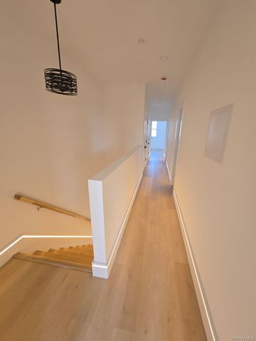 508 Beach 45 Street, Far Rockaway, NY 11691