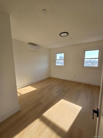 508 Beach 45 Street, Far Rockaway, NY 11691