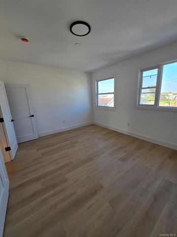 508 Beach 45 Street, Far Rockaway, NY 11691