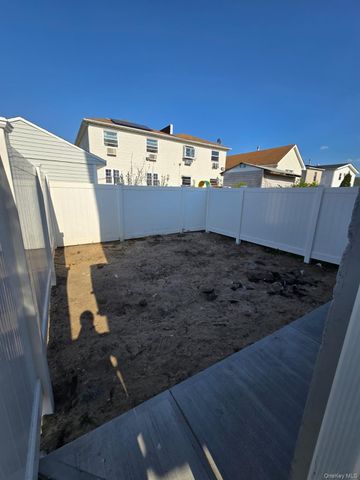 508 Beach 45 Street, Far Rockaway, NY 11691