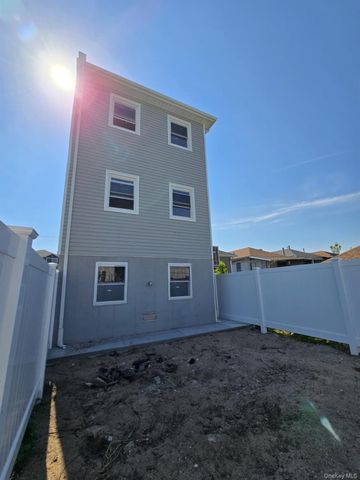 508 Beach 45 Street, Far Rockaway, NY 11691