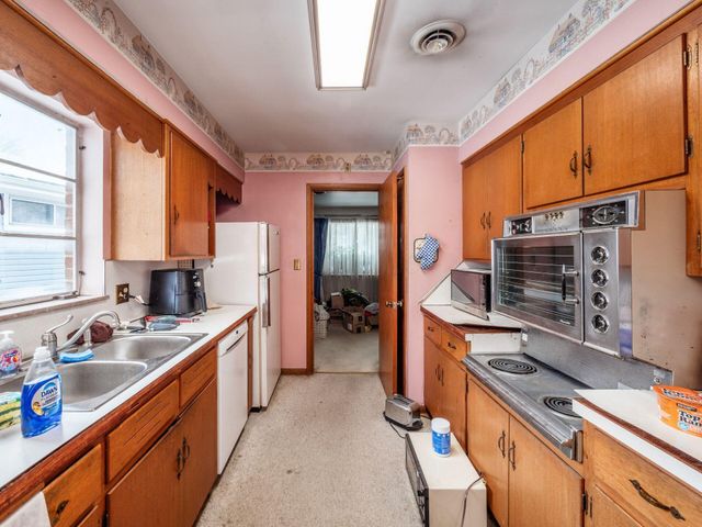 2736 Eastminster Road, Columbus, OH 43209