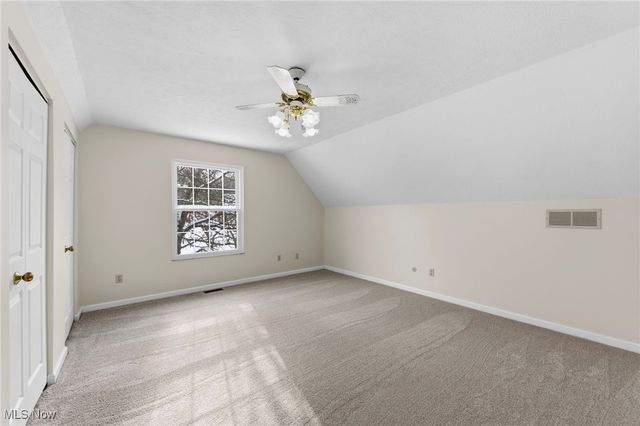 1664 Stone Creek Lane, Twinsburg, OH 44087