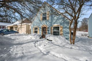 1664 Stone Creek Lane, Twinsburg, OH 44087