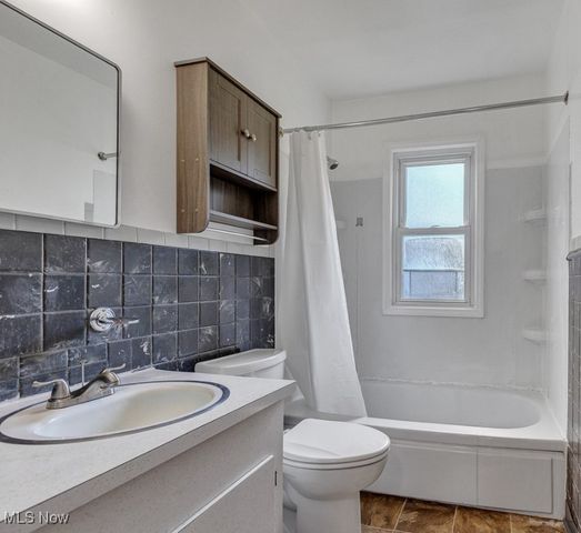 30124 Phillips Avenue, Wickliffe, OH 44092