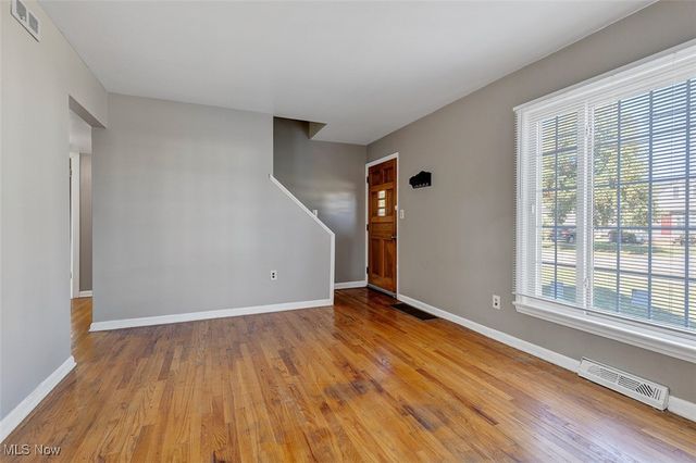 30124 Phillips Avenue, Wickliffe, OH 44092