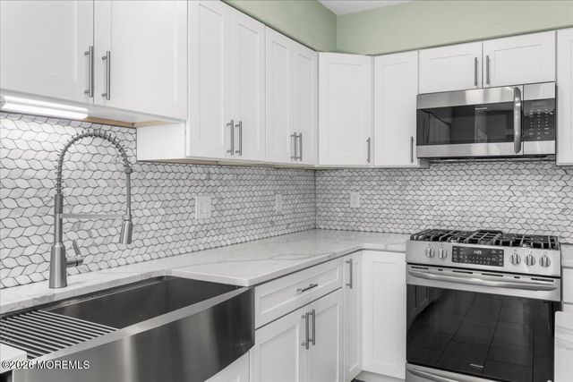 3701 Aqueduct Court, Toms River, NJ 08755