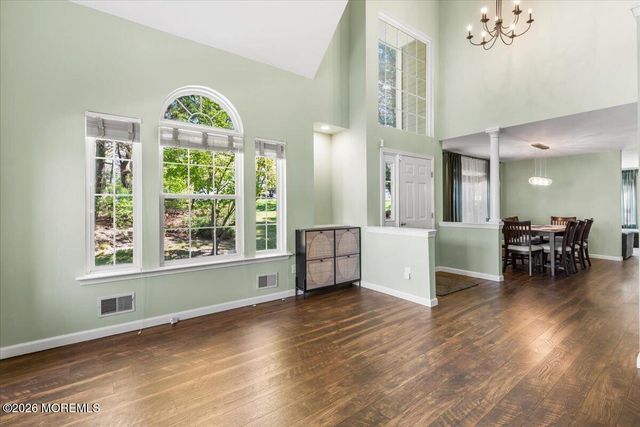 3701 Aqueduct Court, Toms River, NJ 08755