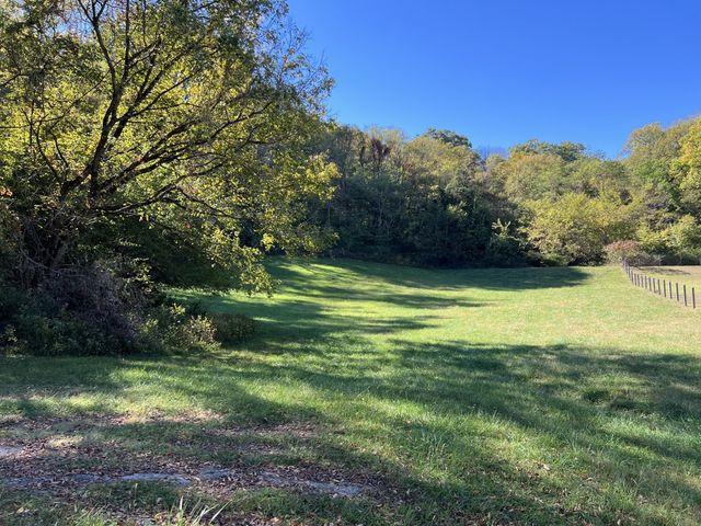 2297 Allisona Rd, Eagleville, TN 37060