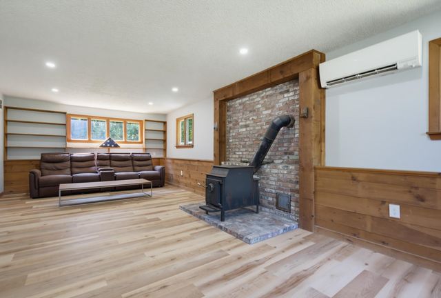 49 Patten Road, Bedford, NH 03110