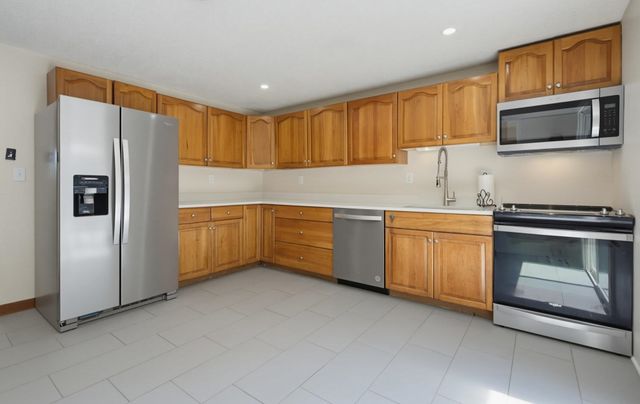 49 Patten Road, Bedford, NH 03110