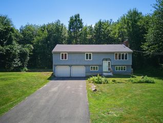 49 Patten Road, Bedford, NH 03110