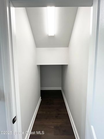 2966 Kamin Drive, Melbourne, FL 32940