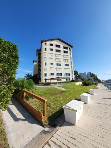 650 ISLAND WAY 408, Clearwater Beach, FL 33767