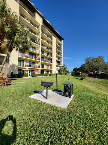 650 ISLAND WAY 408, Clearwater Beach, FL 33767
