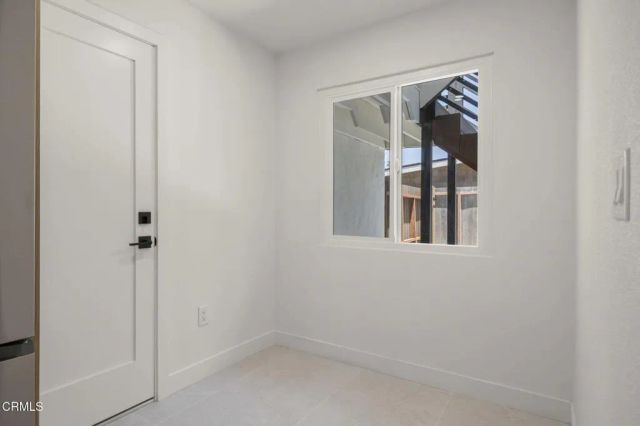 934 Sharon Lane, Ventura, CA 93001