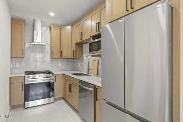 934 Sharon Lane, Ventura, CA 93001