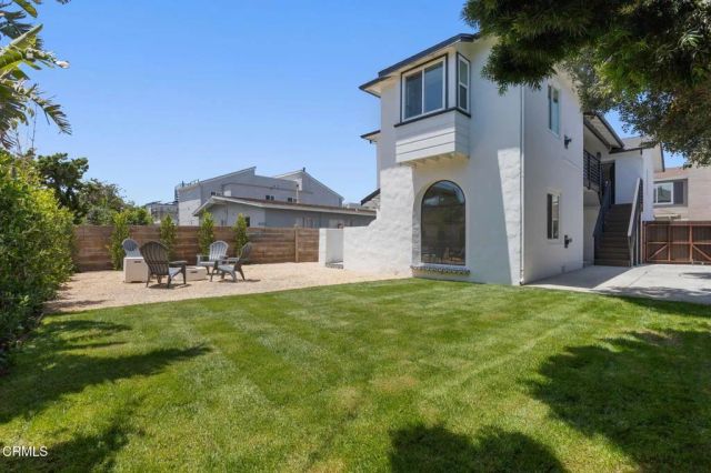 934 Sharon Lane, Ventura, CA 93001