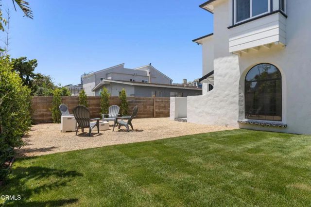 934 Sharon Lane, Ventura, CA 93001