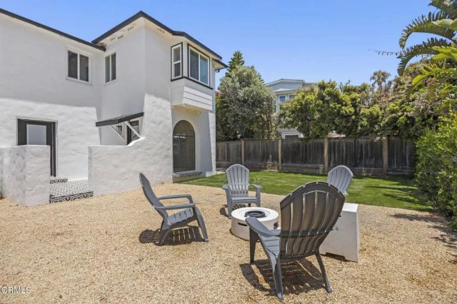 934 Sharon Lane, Ventura, CA 93001