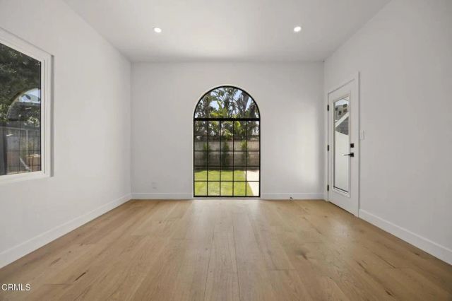 934 Sharon Lane, Ventura, CA 93001