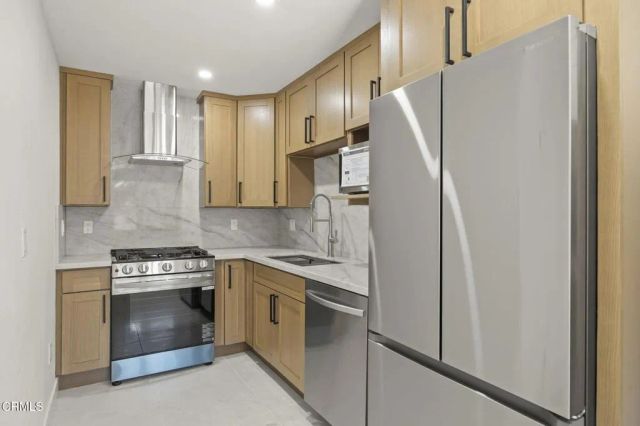 934 Sharon Lane, Ventura, CA 93001