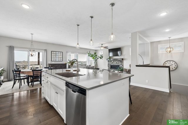 6709 S 199th Avenue, Omaha, NE 68135