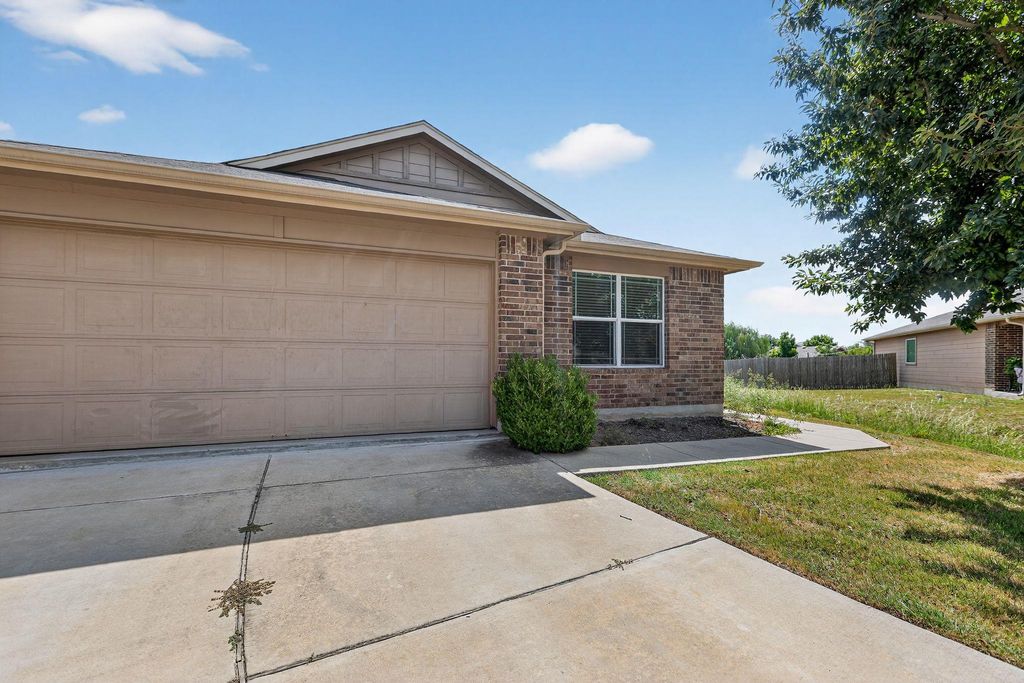 18320 Rock Sage CV, Elgin, TX 78621