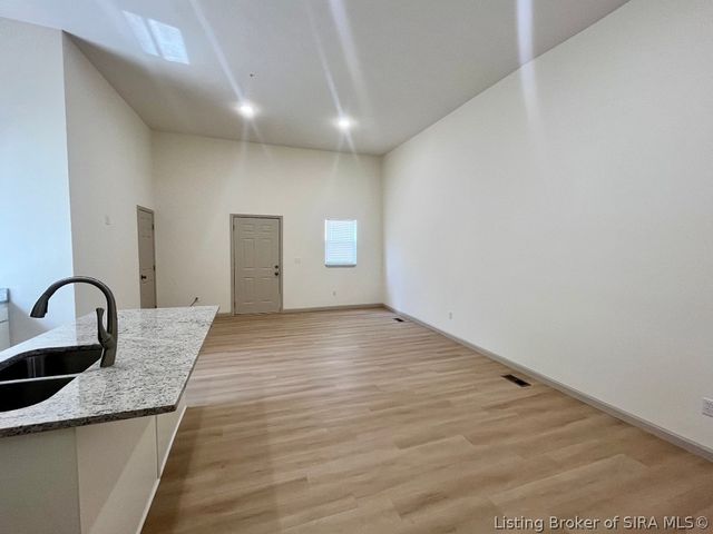 602 E 8th Street, New Albany, IN 47150