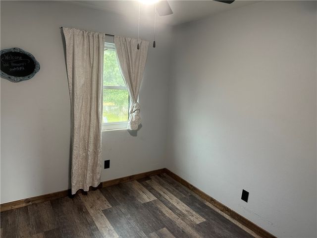 1640 Nc 4210, Western Grove, AR 72685