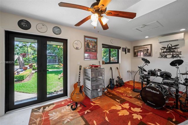 10320 SW 139th St, Miami, FL 33176