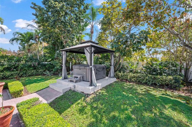 10320 SW 139th St, Miami, FL 33176