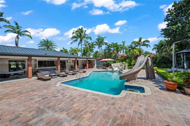 10320 SW 139th St, Miami, FL 33176