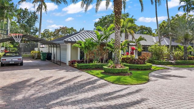 10320 SW 139th St, Miami, FL 33176