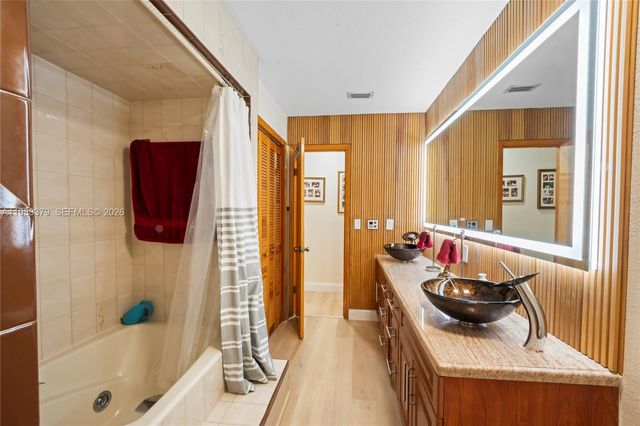 10320 SW 139th St, Miami, FL 33176