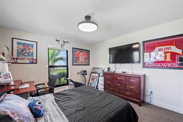 10320 SW 139th St, Miami, FL 33176