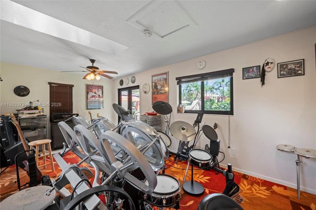 10320 SW 139th St, Miami, FL 33176