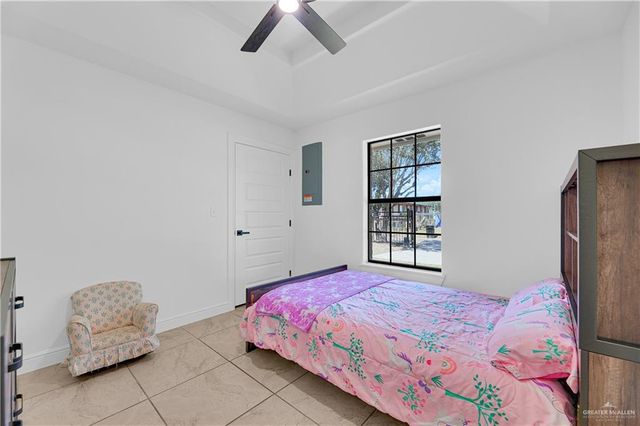 1605 Tierra Bonnita Street, Weslaco, TX 78596