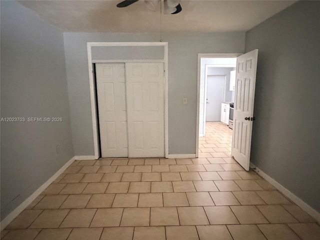 1233 Marseille Dr 5, Miami Beach, FL 33141