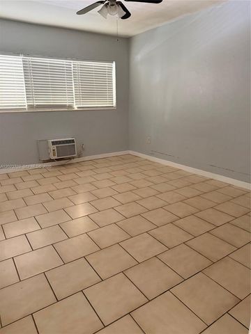 1233 Marseille Dr 5, Miami Beach, FL 33141